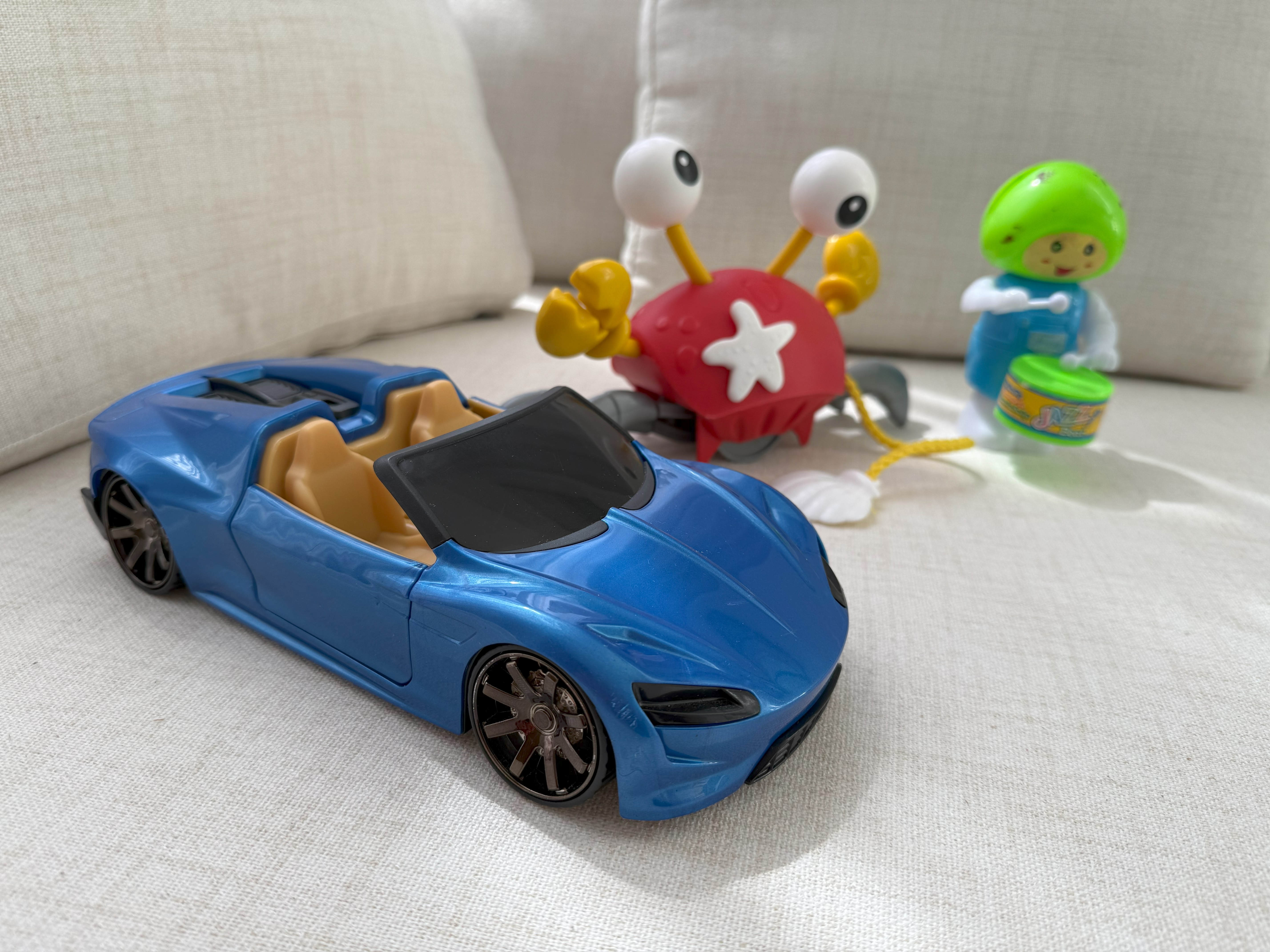 Toda criança e adolescente tem direito a cuidado, proteção e amor.