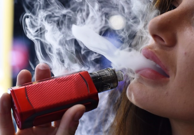 O programa está em funcionamento desde 2023 e abrange todos os tipos de produtos derivados do tabaco. (Imagem ilustrativa)