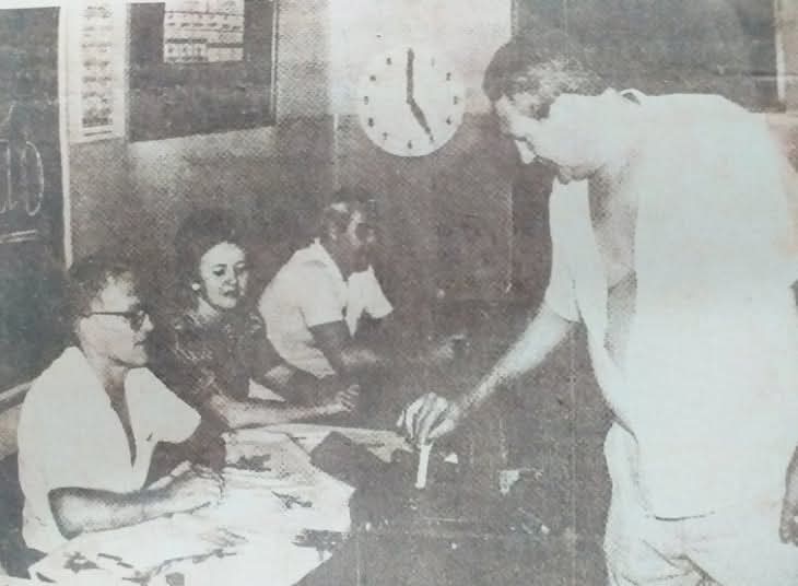 Esse foi o último eleitor a votar o plebiscito, às 17h. Seu nome é Severo Wantuyr Anacleto, lavrador da localidade de Santo Antônio.