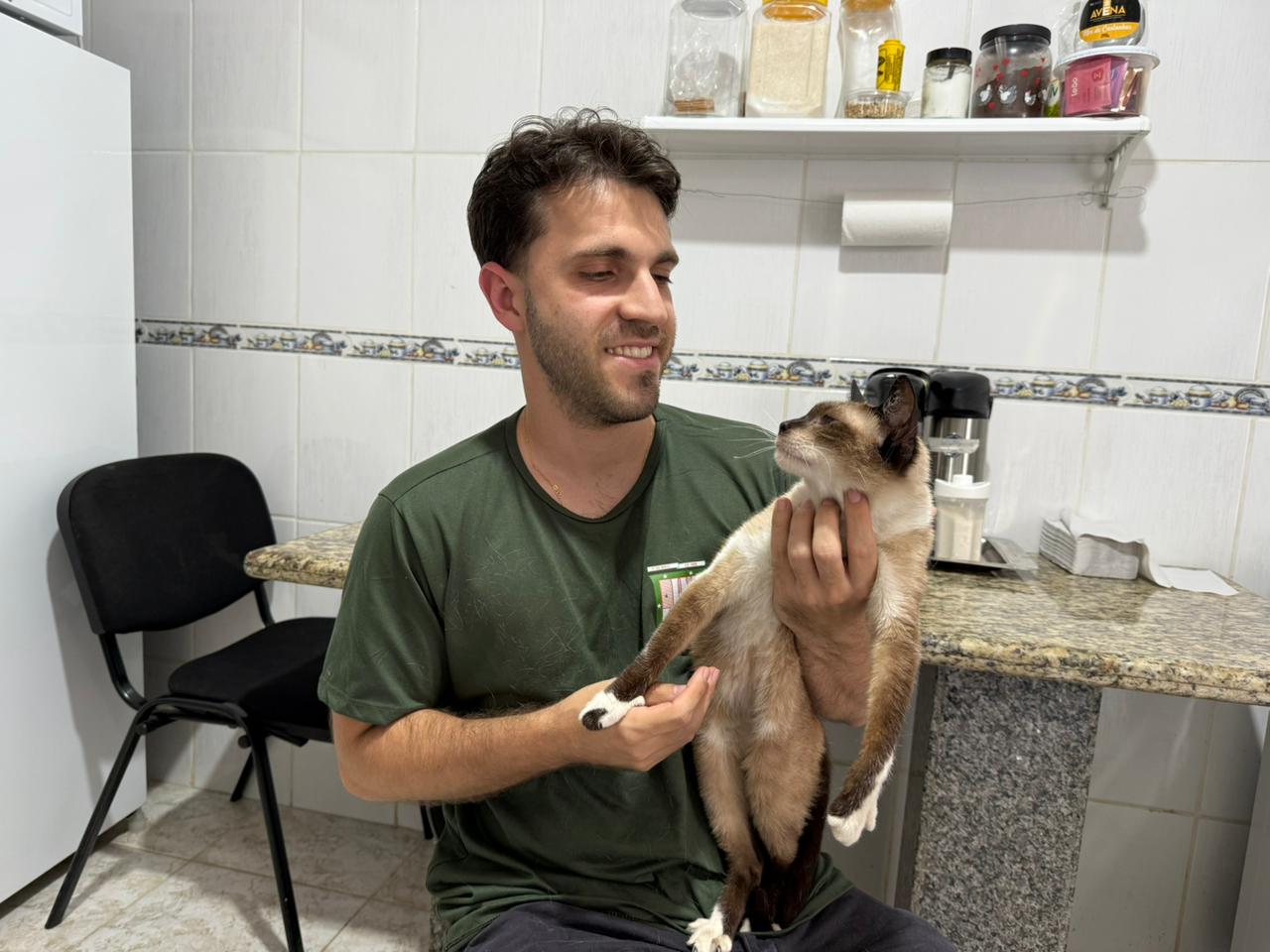 A política de proteção animal de João Neiva se traduz, na prática, em gestos que unem técnica, sensibilidade e compromisso com cada vida atendida.