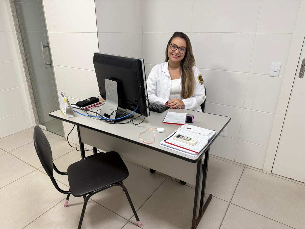 Até o momento, o local conta com as especialidades de neurologia, cardiologia, nutrição, clínica geral, enfermagem e ginecologia.