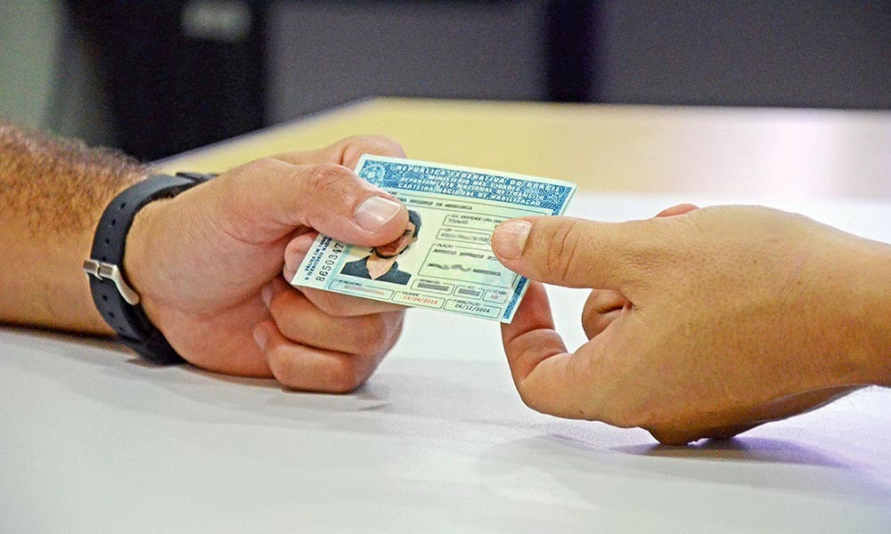 Os candidatos que não forem selecionados inicialmente terão ainda uma nova oportunidade de serem contemplados na chamada única de suplentes.