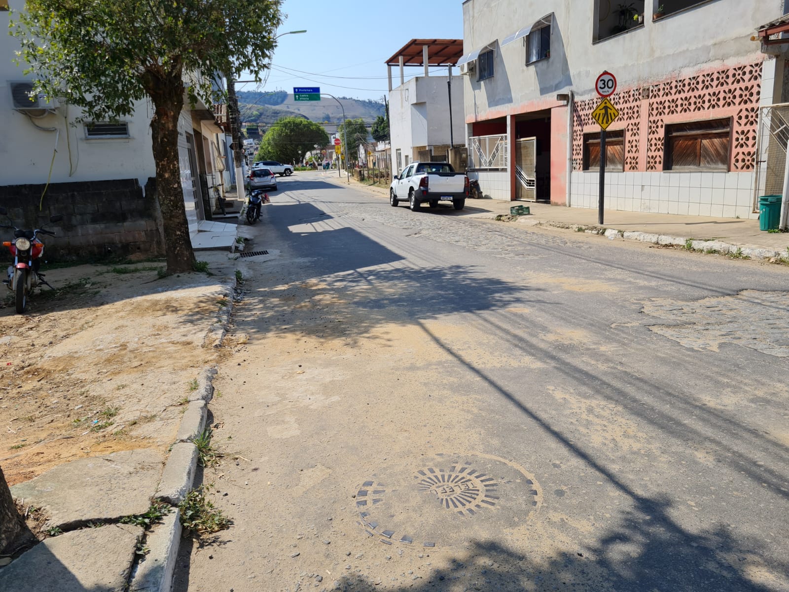 Imagem recente da rua Alencar Araripe.